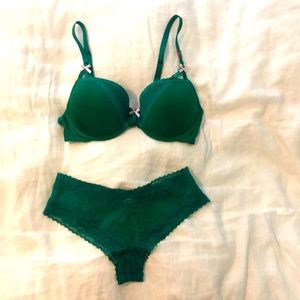 Green Lingerie Set